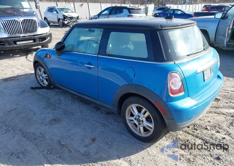 2013 Mini Hardtop Cooper from USA, damaged, VIN WMWSU3C59DT689754